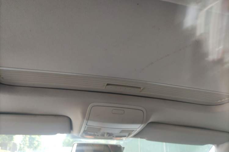Used Volkswagen Sagitar 2010 1.4 TSI Automatic Tech Edition Headliner