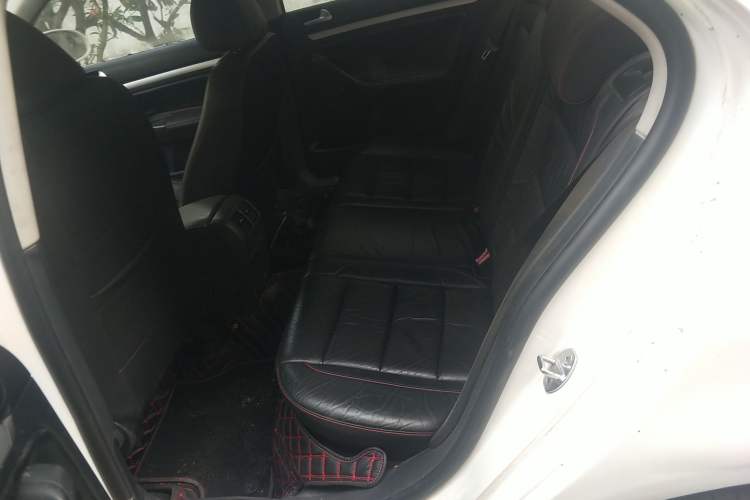 Used Volkswagen Sagitar 2010 1.8TSI Manual Champion Edition Left Rear Seat