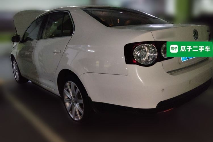 Used Volkswagen Sagitar 2010 1.8TSI Automatic Champion Edition Rear Left 45 Deg