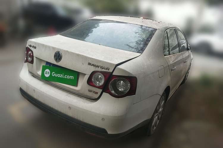 Used Volkswagen Sagitar 2010 1.8TSI Manual Champion Edition Rear Right 45 Deg