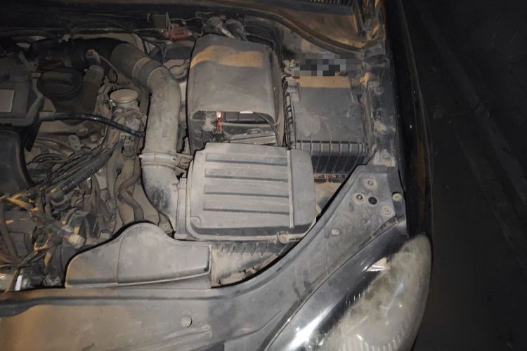 Used Volkswagen Sagitar 2011 1.6L Manual Comfort Version Engine Bay Left
