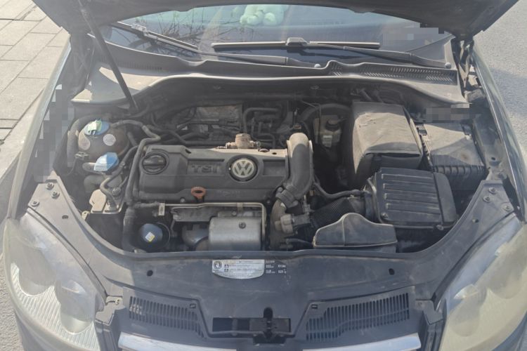 Used Volkswagen Sagitar 2011 1.4 TSI Manual Tech Model Engine Bay
