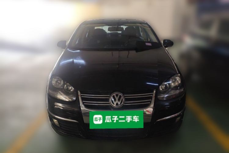 Used Volkswagen Sagitar 2011 1.6L Automatic Comfort Edition Front