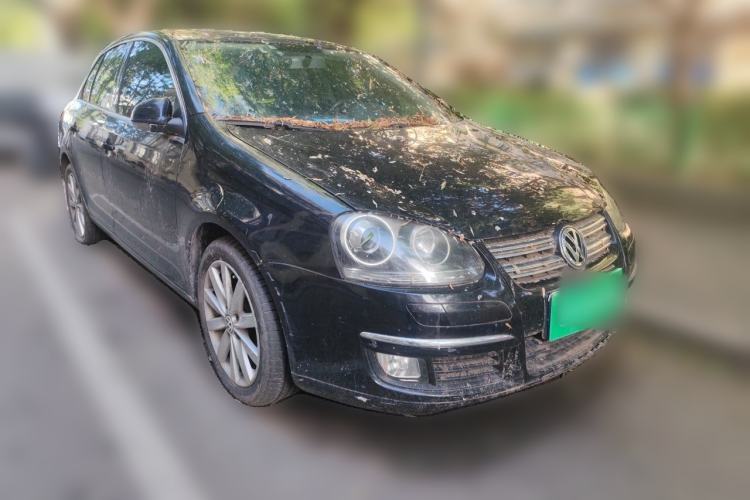 Used Volkswagen Sagitar 2011 1.8TSI Automatic Champion Edition Front Right 45 Deg