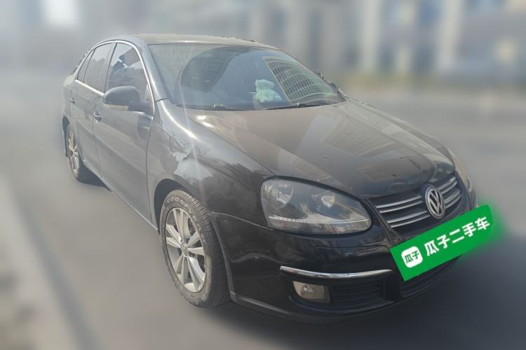 Used Volkswagen Sagitar 2011 1.4 TSI Manual Tech Model Front Right 45 Deg