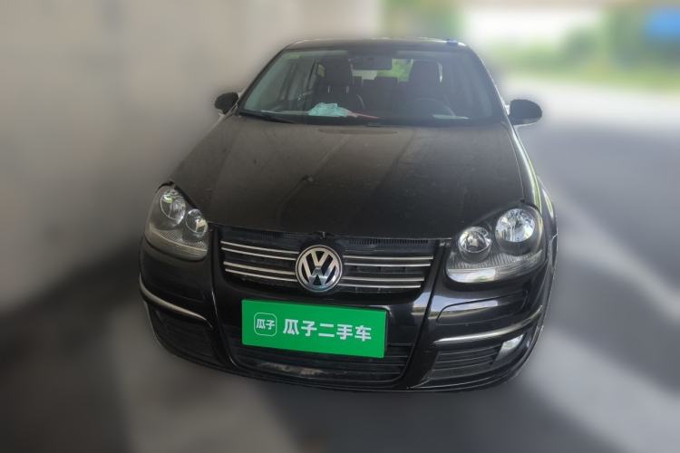Used Volkswagen Sagitar 2011 1.6L Automatic Comfort Edition Front
