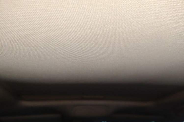Used Volkswagen Sagitar 2011 1.6L Automatic Comfort Edition Headliner