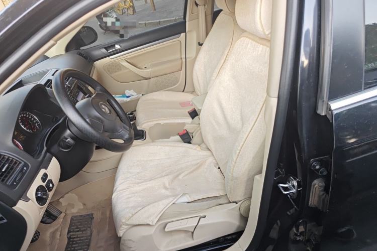 Used Volkswagen Sagitar 2011 1.6L Manual Comfort Version Left Front Seat