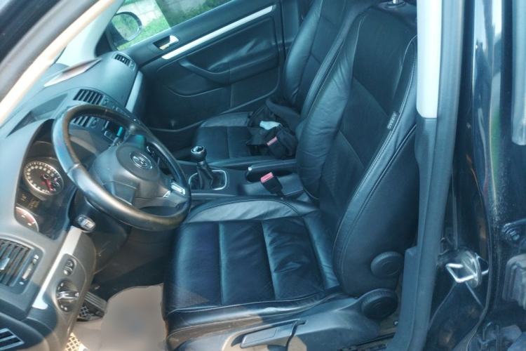 Used Volkswagen Sagitar 2011 1.6L Manual Special Edition Left Front Seat