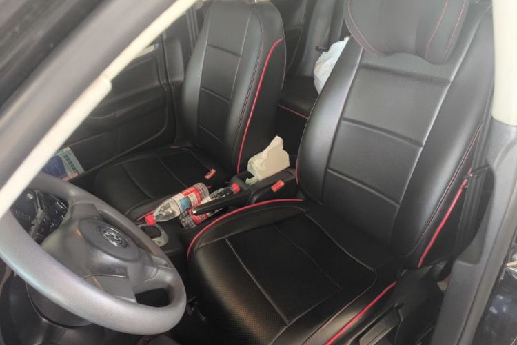 Used Volkswagen Sagitar 2011 1.6L Automatic Comfort Edition Left Front Seat