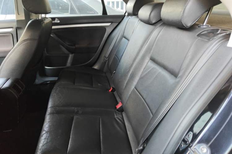 Used Volkswagen Sagitar 2011 1.6L Manual Comfort Version Left Rear Seat
