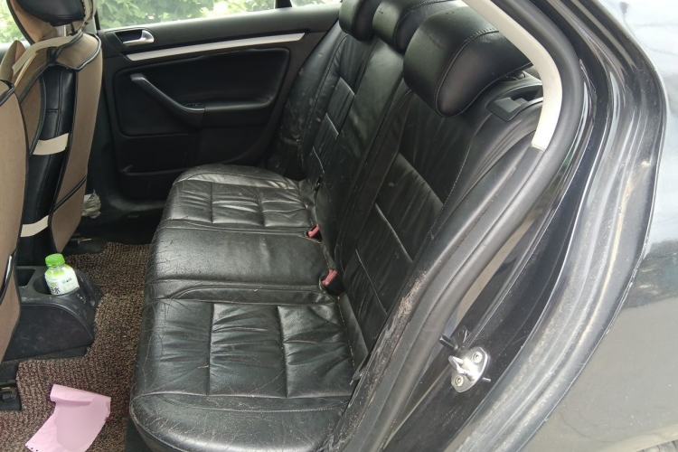 Used Volkswagen Sagitar 2011 1.6L Automatic Comfort Edition Left Rear Seat