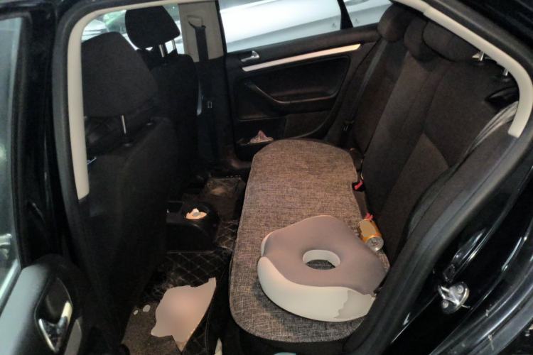 Used Volkswagen Sagitar 2011 1.6L Automatic Comfort Edition Left Rear Seat