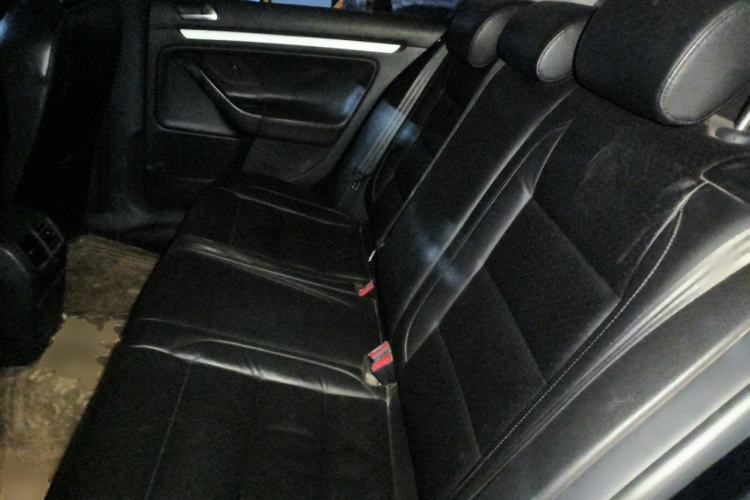 Used Volkswagen Sagitar 2011 1.4 TSI Manual Luxury Edition Left Rear Seat