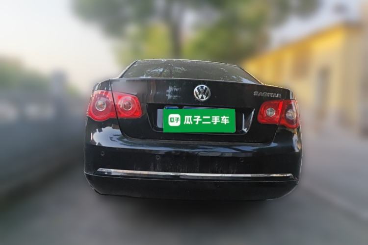 Used Volkswagen Sagitar 2011 1.6L Manual Comfort Version Rear