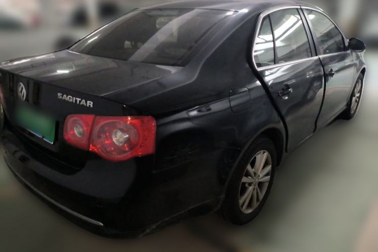 Used Volkswagen Sagitar 2011 1.6L Automatic Comfort Edition Rear Right 45 Deg