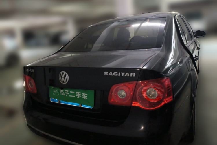 Used Volkswagen Sagitar 2011 1.6L Automatic Comfort Edition Rear