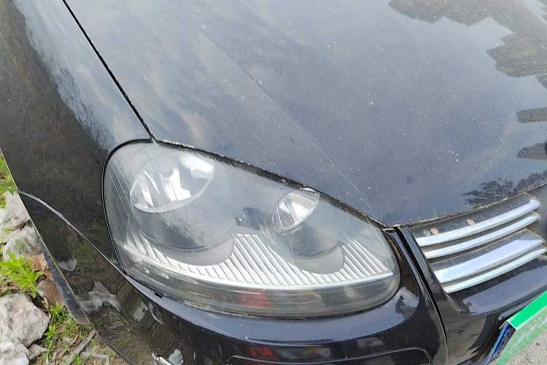Used Volkswagen Sagitar 2011 1.6L Manual Comfort Version Right Front Headlight