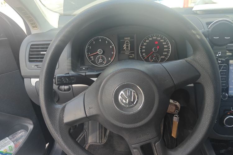 Used Volkswagen Sagitar 2011 1.4 TSI Manual Tech Model Steering Wheel