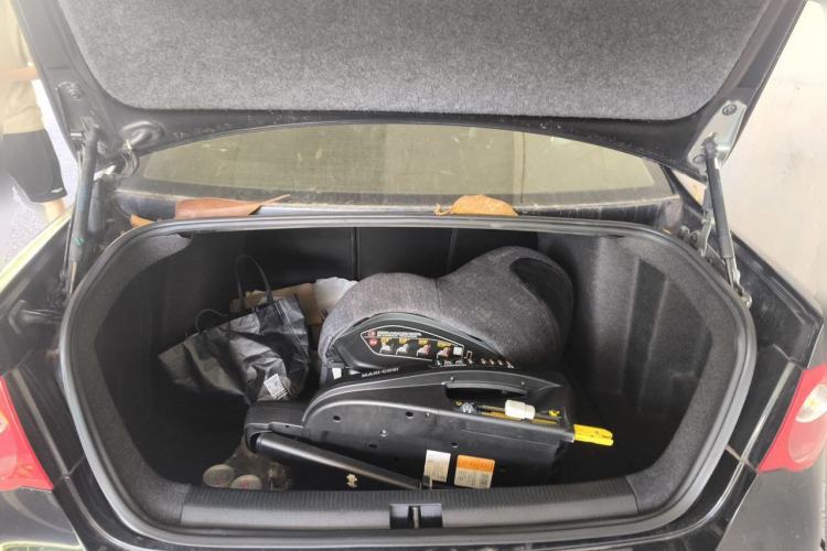 Used Volkswagen Sagitar 2011 1.6L Automatic Comfort Edition Trunk