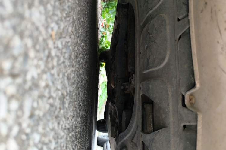 Used Volkswagen Sagitar 2011 1.6L Automatic Fashion Edition Chassis Front