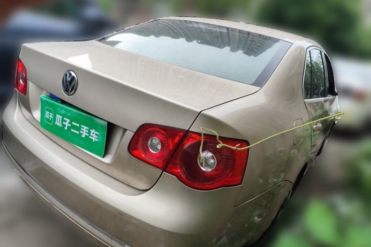 Used Volkswagen Sagitar 2011 1.6L Automatic Fashion Edition Rear Right 45 Deg