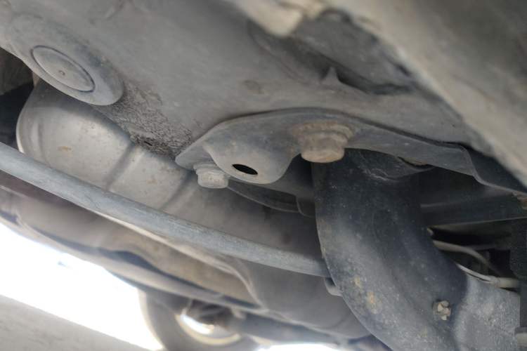 Used Volkswagen Sagitar 2011 1.4 TSI Automatic Tech Model Chassis Rear Left