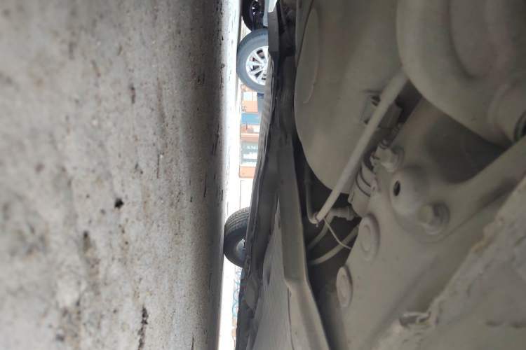 Used Volkswagen Sagitar 2011 1.6L Automatic Comfort Edition Chassis Rear Right