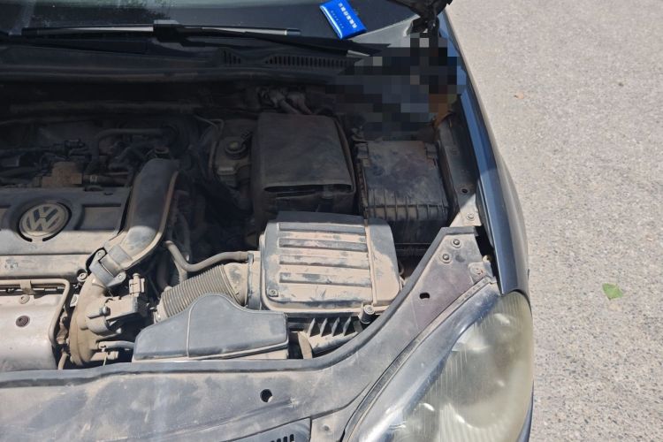 Used Volkswagen Sagitar 2011 1.4 TSI Manual Luxury Edition Engine Bay Left