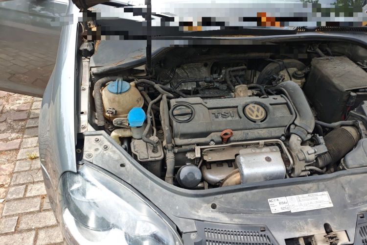 Used Volkswagen Sagitar 2011 1.4 TSI Manual Luxury Edition Engine Bay Right