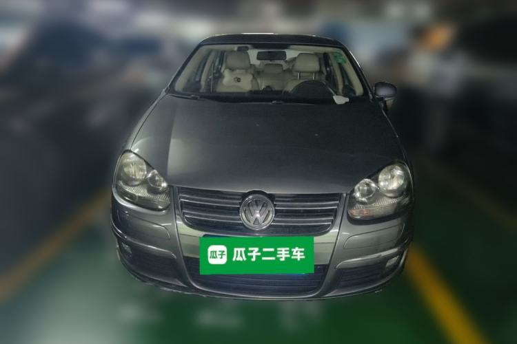 Used Volkswagen Sagitar 2011 1.6L Automatic Comfort Edition Front