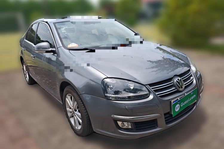 Used Volkswagen Sagitar 2011 1.4 TSI Manual Luxury Edition Front Right 45 Deg