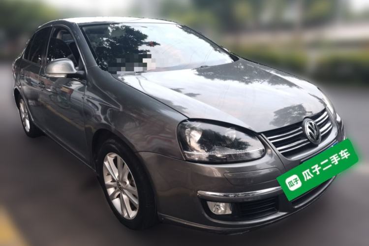 Used Volkswagen Sagitar 2011 1.4 TSI Automatic Luxury Edition Front Right 45 Deg