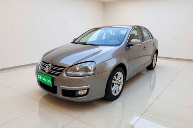 Ojetý Volkswagen Sagitar 2011 1.6L Automatic Comfort Edition