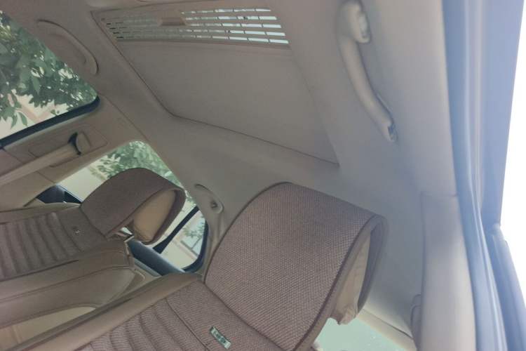 Used Volkswagen Sagitar 2011 1.4 TSI Automatic Tech Model Headliner