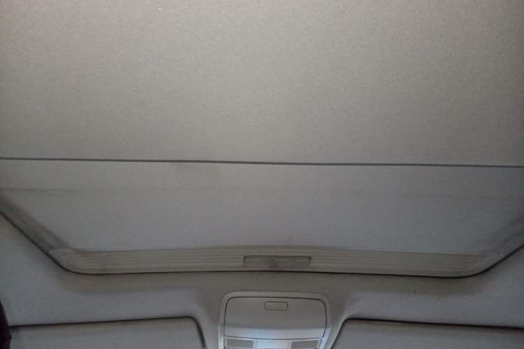 Used Volkswagen Sagitar 2011 1.6L Automatic Comfort Edition Headliner