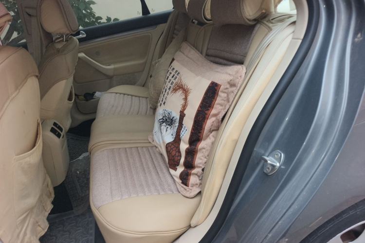 Used Volkswagen Sagitar 2011 1.4 TSI Automatic Tech Model Left Rear Seat