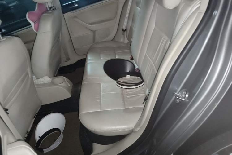 Used Volkswagen Sagitar 2011 1.6L Automatic Comfort Edition Left Rear Seat