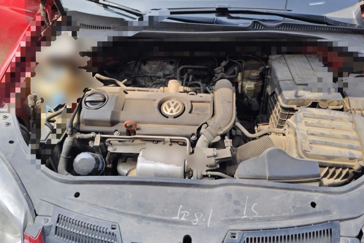 Used Volkswagen Sagitar 2011 1.4 TSI Automatic Luxury Edition Engine Bay