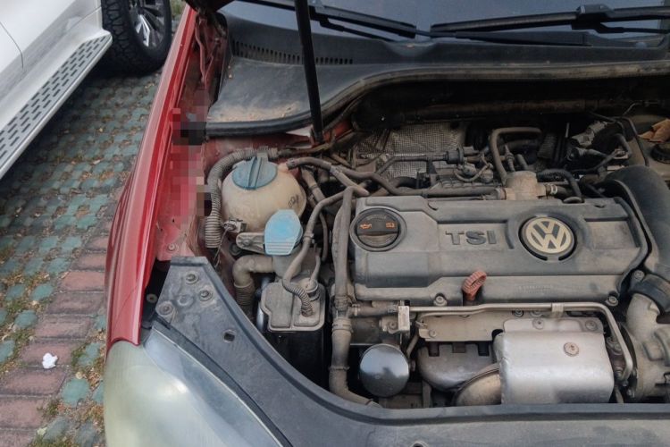 Used Volkswagen Sagitar 2011 1.4 TSI Automatic Tech Model Engine Bay Right