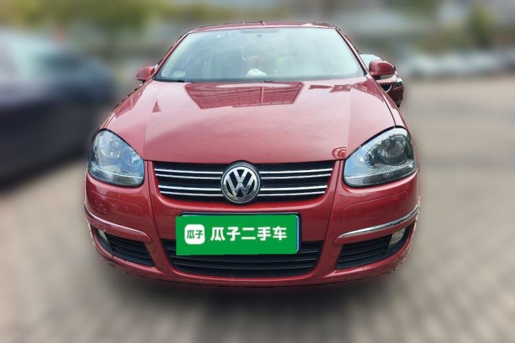 Used Volkswagen Sagitar 2011 1.6L Automatic Comfort Edition Front