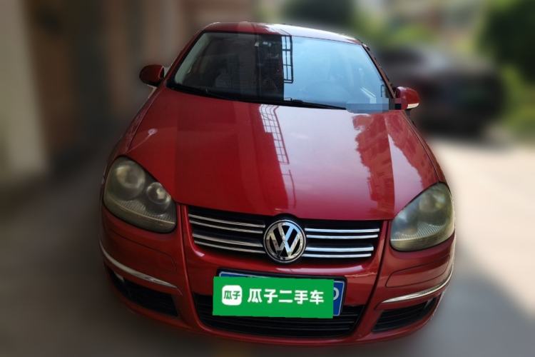 Used Volkswagen Sagitar 2011 1.6L Automatic Fashion Edition Front