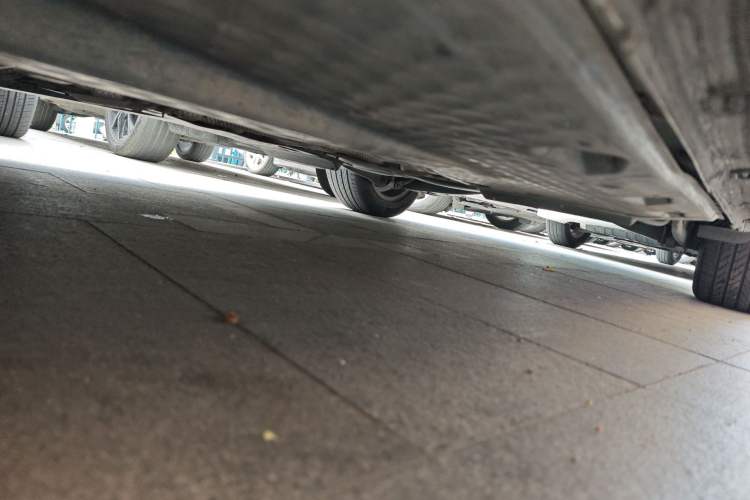 Used Volkswagen Sagitar 2011 1.6L Automatic Comfort Edition Chassis Front Left