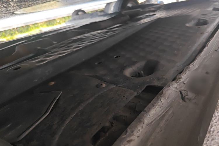 Used Volkswagen Sagitar 2011 1.6L Automatic Special Edition Chassis Front Right