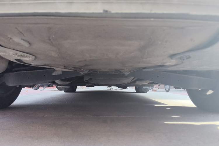 Used Volkswagen Sagitar 2011 1.6L Automatic Comfort Edition Chassis Rear