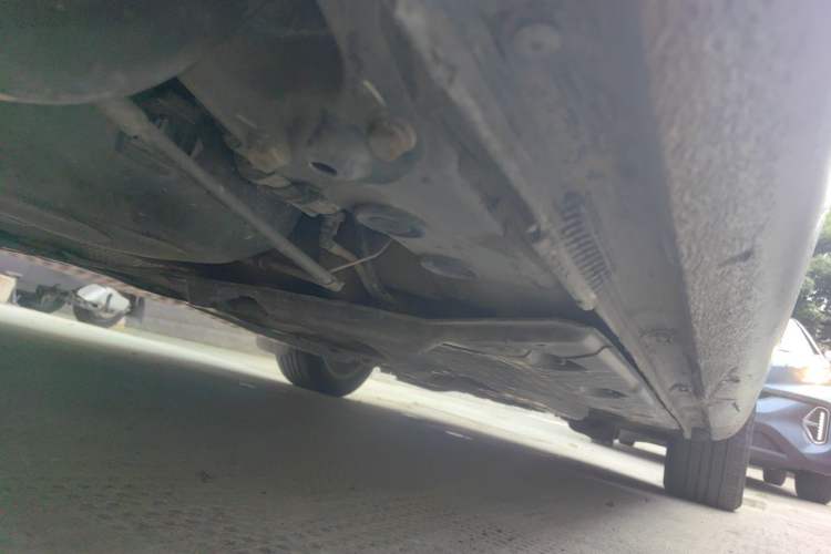 Used Volkswagen Sagitar 2011 1.6L Automatic Fashion Edition Chassis Rear Right