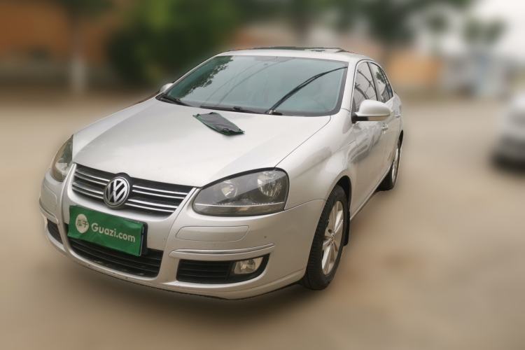 Used Volkswagen Sagitar 2011 1.4 TSI Automatic Luxury Edition Guazi used car, China used car export, Used car for sale, Used Volkswagen cars, Cheapest cars for sale