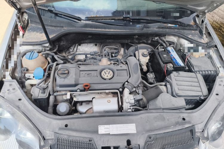 Used Volkswagen Sagitar 2011 1.4 TSI Manual Tech Model Engine Bay