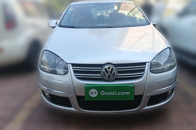 Used Volkswagen Sagitar 2011 1.6L Automatic Comfort Edition Front