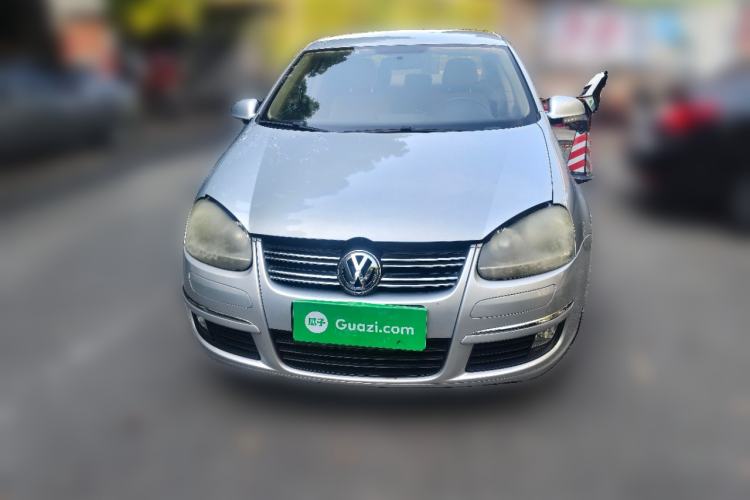 Used Volkswagen Sagitar 2011 1.6L Automatic Fashion Edition Front